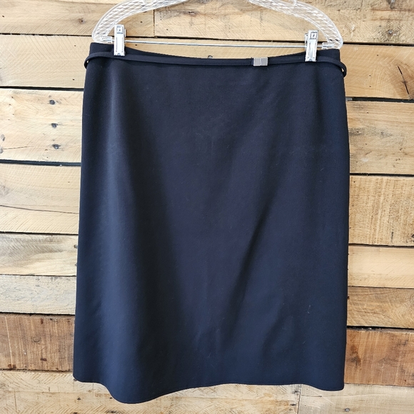 Plus size The Limited stretch a-line skirt black w/ attached belt size 14 - Picture 1 of 4